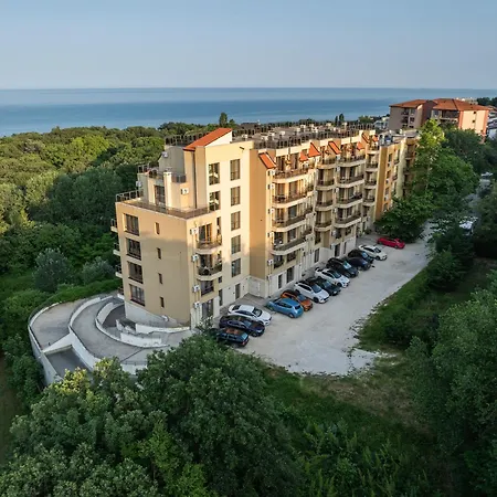 Nest Várna
